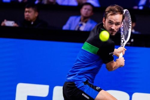 ATP 500 Vienna: Đương kim vô địch Medvedev thị uy sức mạnh