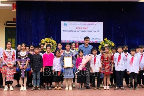 Ra mắt 2 mô hình Câu lạc bộ 'Thủ lĩnh của sự thay đổi' tại huyện Bảo Yên
