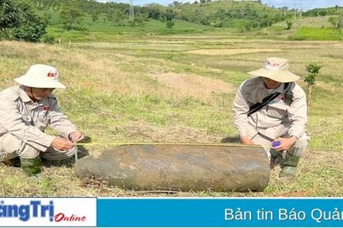 Phát hiện quả bom nặng 340 kg tại xã Tân Lập