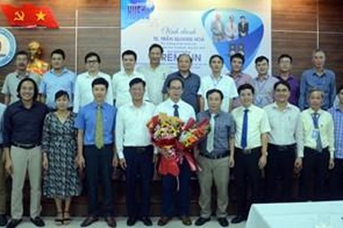 Vinh danh TS. Trần Quang Hóa đoạt giải thưởng Tremplin của Viện Hàn lâm Khoa học Pháp