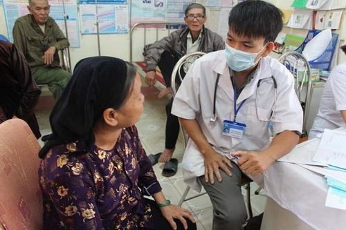 Chỉ thị của Ban Bí thư về hoạt động của y tế cơ sở trong tình hình mới
