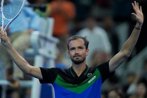 Daniil Medvedev chứng tỏ đẳng cấp nhà vô địch tại Vienna Open