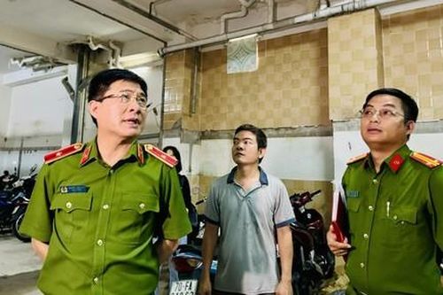 Đoàn công tác của Cục Cảnh sát PCCC kiểm tra tại chung cư, nhà trọ ở TPHCM