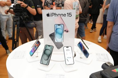 Giá iPhone 15 giảm nhẹ sau một tháng mở bán