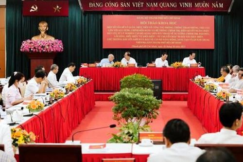 Đưa công tác xây dựng, chỉnh đốn Đảng lên tầm cao mới