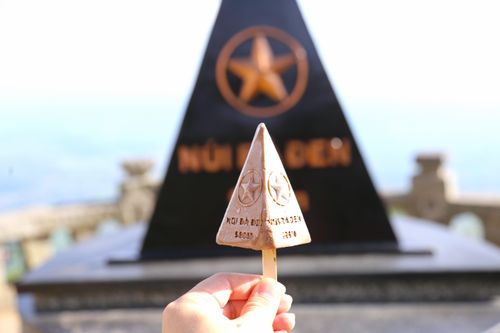 Những cây kem mang hình núi Bà Tây Ninh 'gây sốt' trên mạng xã hội