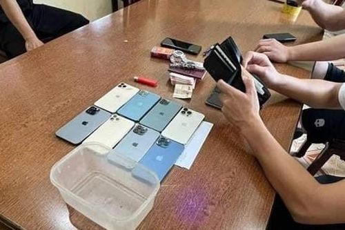 Từ đôi giày Adidas lộ mặt kẻ trộm nhiều iPhone