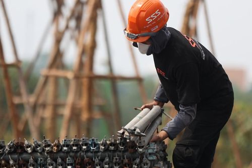 Giá thép hôm nay 27/10: Giá quặng sắt tương lai giảm