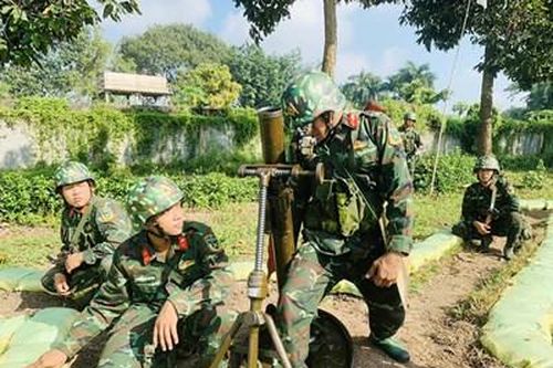 Trung đoàn Gia Định diễn tập chiến thuật vòng tổng hợp cấp tiểu đoàn