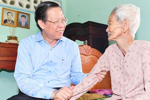 Đa dạng hóa nguồn lực trong chăm sóc người có công