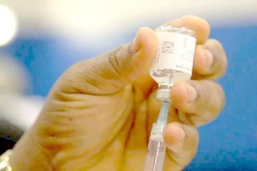 FDA xem xét phê duyệt vaccine phòng cúm tự tiêm