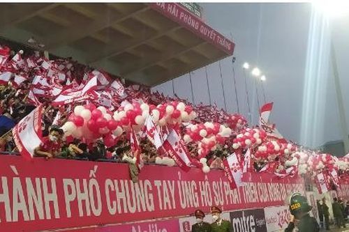 Cổ động viên Hải Phòng bị cấm vào sân Hàng Đẫy