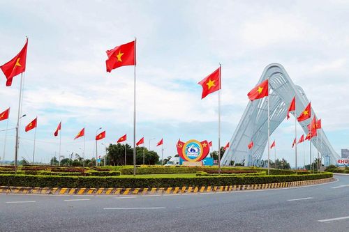 Quảng Ninh trang hoàng trước ngày lễ lớn
