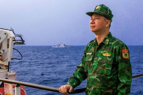 Khơi dậy niềm tự hào, tình yêu biên cương Tổ quốc