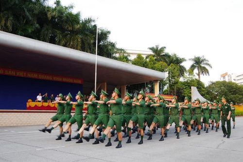 Sẵn sàng cho lễ diễu binh kỷ niệm 60 năm Ngày thành lập tỉnh Quảng Ninh