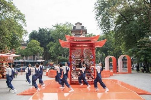 Lần đầu có mặt tại Hà Nội, Kiosk trứ danh Le Monde d'Hermès khiến người ta phải đồng tình: Cool quá!