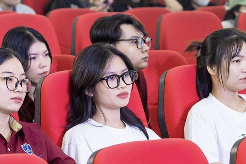 Hiệu trưởng đại học 'hiến kế' xóa rào cản, thúc đẩy phát triển đại học số