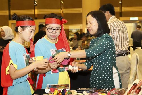 Quảng Nam - Thừa Thiên Huế - Đà Nẵng đến Singapore, Malaysia quảng bá du lịch