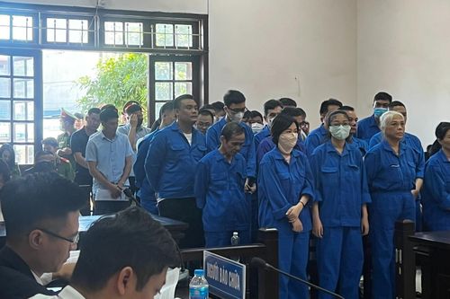 Tuyên án anh em 'đại gia lan đột biến' vì khai thác than lậu