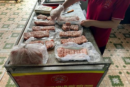 Phát hiện cơ sở kinh doanh không đảm bảo điều kiện an toàn vệ sinh thực phẩm