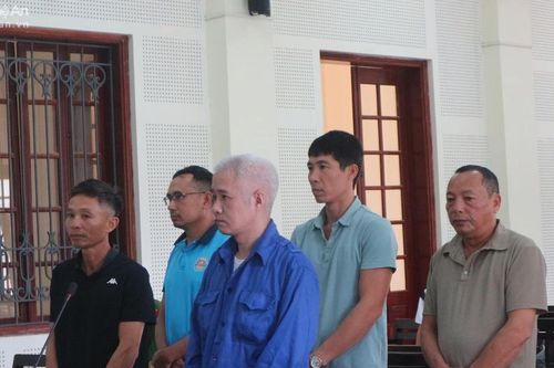 Tài xế taxi đưa người ngoại quốc xuất cảnh trái phép