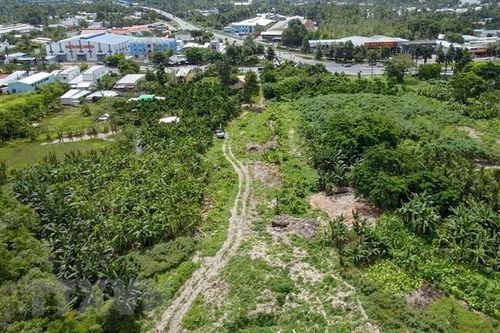 Đơn vị nào có thể xử lý 21.000m3 rác chắn cao tốc Cần Thơ-Cà Mau?