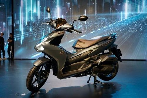 Nhiều mẫu xe máy giảm giá mạnh tại Việt Nam