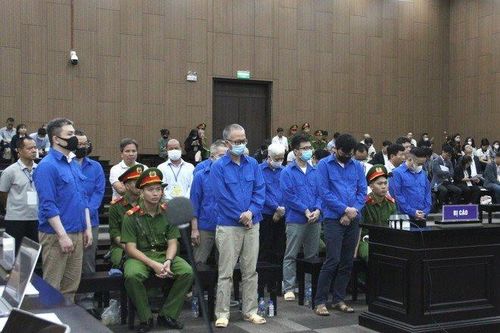 Cựu lãnh đạo VEC cùng nhà thầu lĩnh án vì đường cao tốc