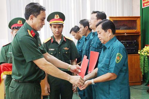 An Giang nâng cao vai trò tự vệ trong thế trận quốc phòng toàn dân