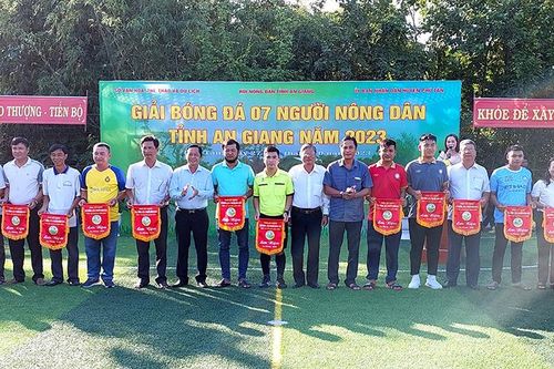 Khai mạc Giải Bóng đá 7 người nông dân tỉnh An Giang năm 2023