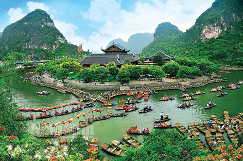 Phát triển du lịch Ninh Bình: Quyết sách của Đảng - khát vọng của Dân (Kỳ 2): Câu chuyện thành công không có dị bản