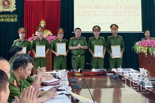 Công bố quyết định bổ nhiệm điều tra viên ở công an cấp xã