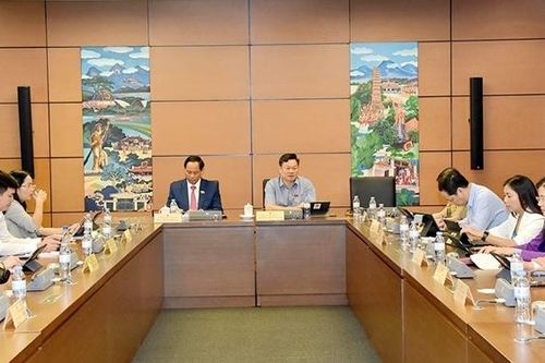 Đẩy nhanh tiến độ giải ngân, giảm thủ tục hành chính