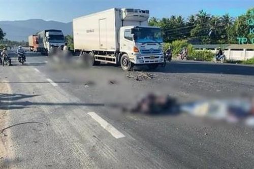 Tai nạn liên hoàn giữa hai xe tải, xe máy và xe đạp điện khiến 3 người tử vong