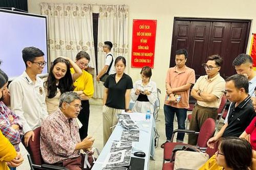 Hội viên Hội Nhà báo thành phố Hà Nội tập huấn nghiệp vụ ảnh báo chí