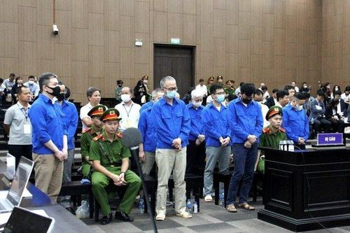 Nguyên Tổng Giám đốc VEC lĩnh 5 năm 6 tháng tù giam