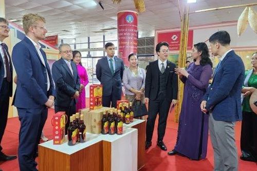 Khai mạc Tuần lễ kết nối ẩm thực nông sản đến các cơ quan ngoại giao nước ngoài