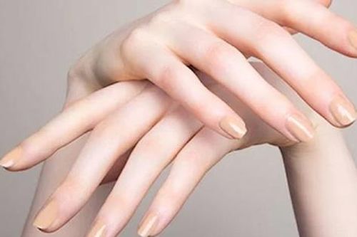 Cách giúp da tay mềm mịn tránh khô nẻ khi đông về
