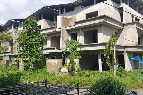 Xót xa dãy biệt thự cao cấp bỏ hoang ở Đà Nẵng