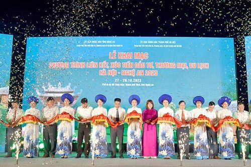 Khai mạc Chương trình liên kết, xúc tiến đầu tư, thương mại, du lịch Hà Nội-Nghệ An 2023