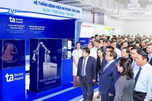 Giới thiệu nhiều ứng dụng công nghệ y tế trong chăm sóc sức khỏe