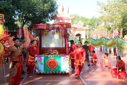 Hấp dẫn Lễ hội Dinh Thầy Thím 2023