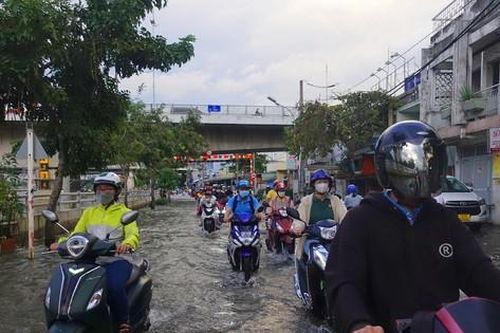 TPHCM ra công văn khẩn ứng phó với đỉnh triều cường