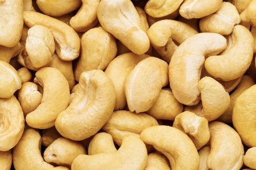 Trung Quốc ồ ạt gom mua hạt điều của Việt Nam
