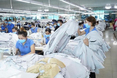 Bài 1: Lợi ích nhiều chiều khi thành lập tổ chức đảng trong doanh nghiệp FDI