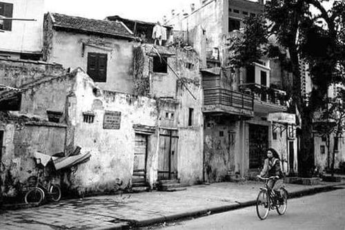 Nhộn nhịp ngã sáu đường vui
