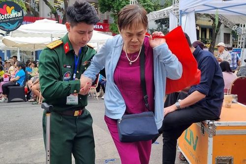 Cảm ơn những tình nguyện viên 'gom yêu thương' phía sau thành công của Mottainai 2023