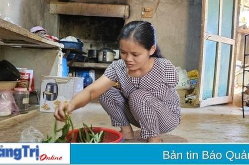 Nỗi lo của người mẹ nghèo