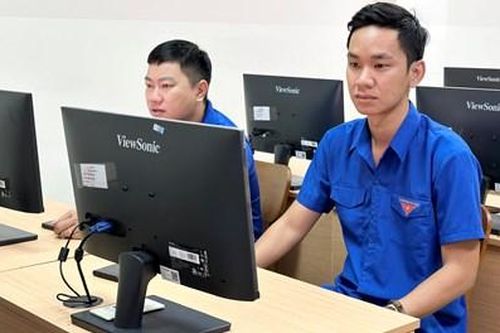 Hơn 120 thí sinh tham gia Hội thi ứng dụng công nghệ thông tin trong cán bộ, công chức, viên chức trẻ