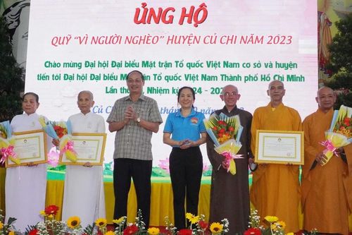 Ngày hội ẩm thực chay gây Quỹ 'Vì người nghèo' tại chùa Hoằng Linh